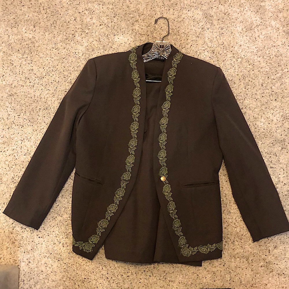 Miss Mubi custom woman gray brown suit with lacy detail. Size S/M, size 6.